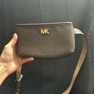 Michael Kors belt or crossbody unisex